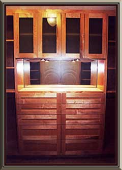 Custom Walk-in-Closet Built-in